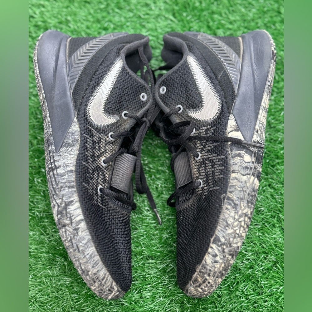 Nike
Kyrie Flytrap 2 EP 'Anthracite' size 10